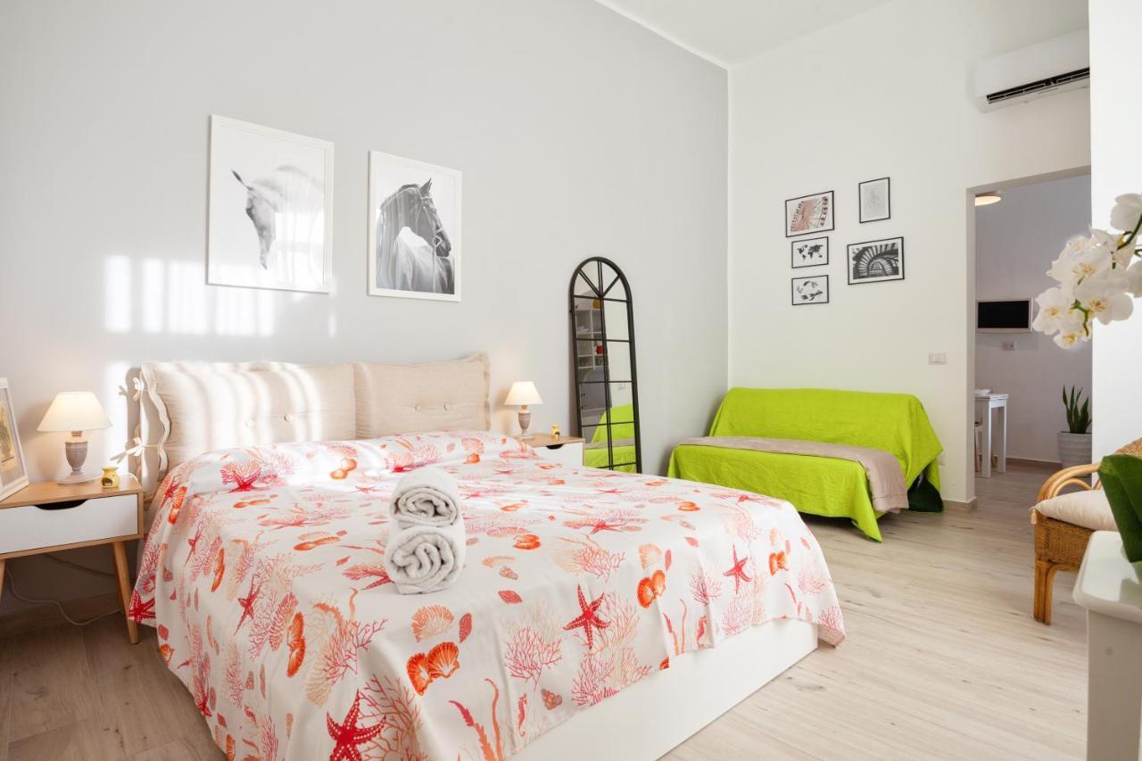 Maison San Michele Lovely Apartment Trani Exterior photo